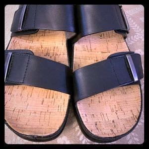 🖤BareTraps Cherilyn Double Strap Sandals-Black🖤